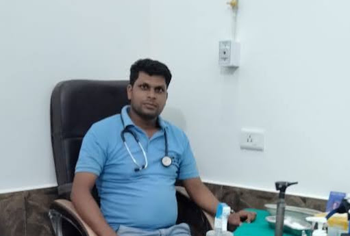 Mr. Sanjay Dutt – Registered Pharmacist (D.Pharm)